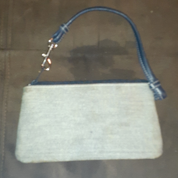 Nautica Makeup Bag Wristlet - Picture 3 of 4